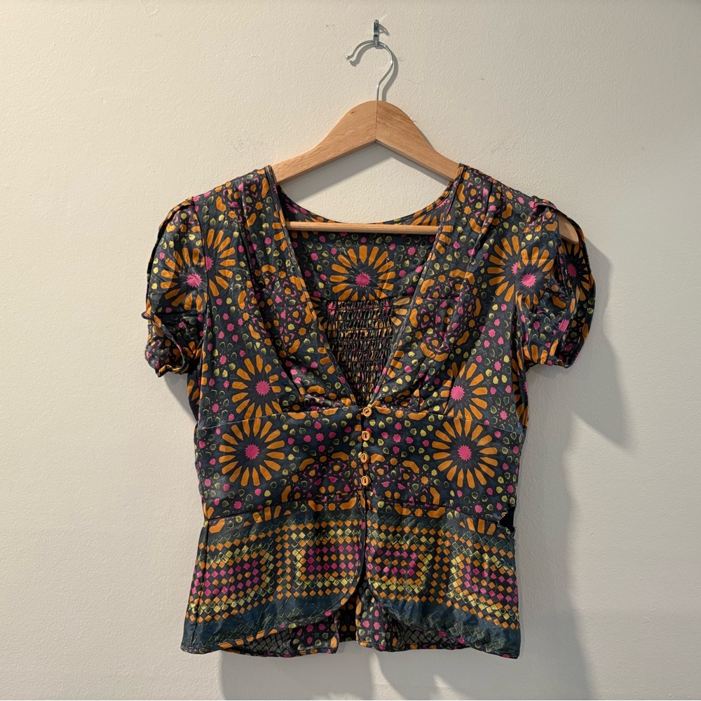 LaRok vintage 100% silk button blouse ASO Summer Roberts